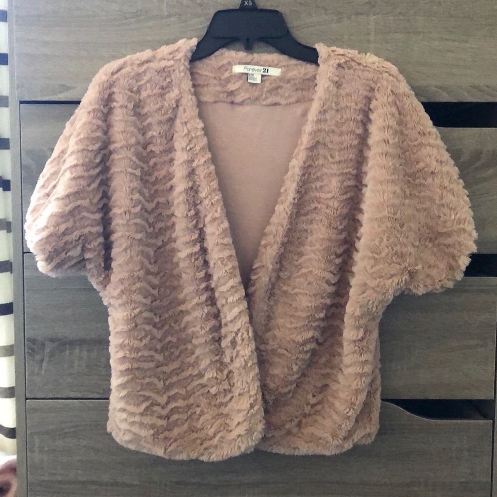 💕F21 Pink Vest